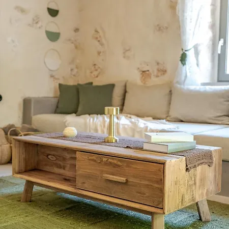 Skinos Premium House